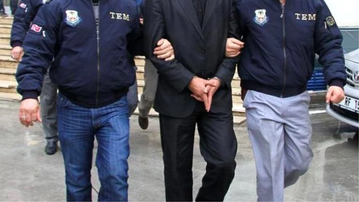 Trabzon\'da Fetö Kapsamında 1 Kaymakam ve 3 Adliye Personeli Tutuklandı