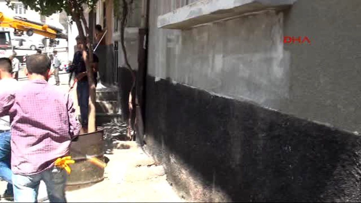 Gaziantep\'te Patlamanın İzleri Siliniyor