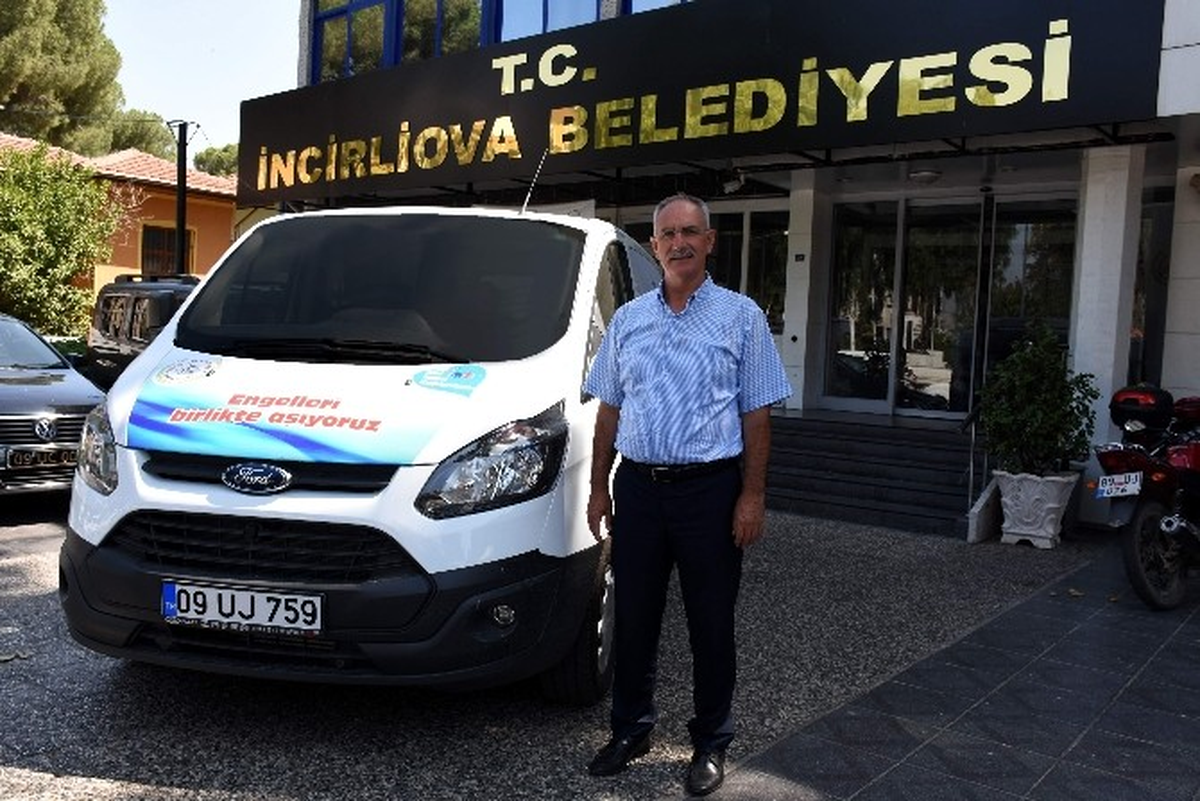 İncirliova\'nın İlk Engelsiz Yaşam Aracı Hizmete Girdi