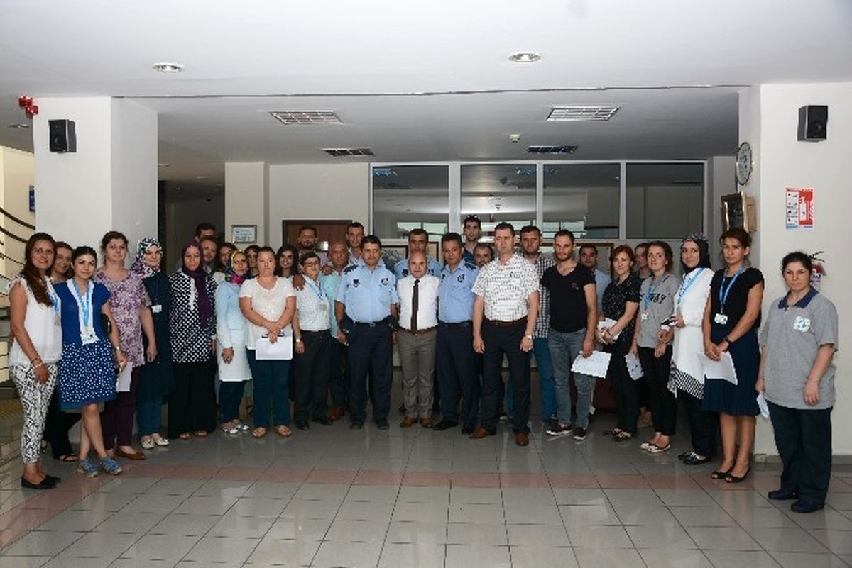 İzmit Belediyesi\'nde Eğitimler Devam Ediyor