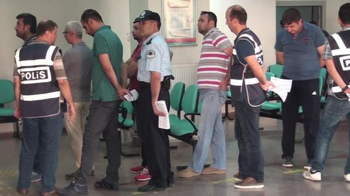 Kahramanmaraş\'ta 51 Polise Fetö Gözaltısı
