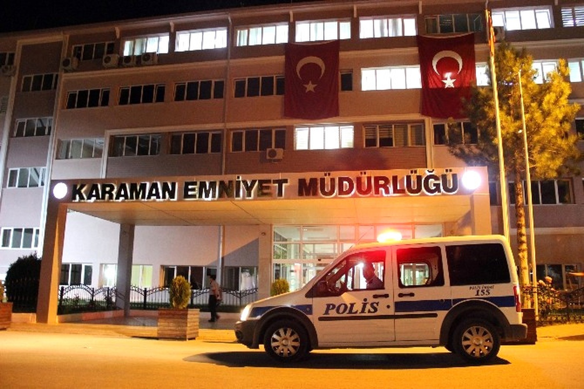 Karaman\'da 19 Emniyet Mensubu Gözaltına Alındı