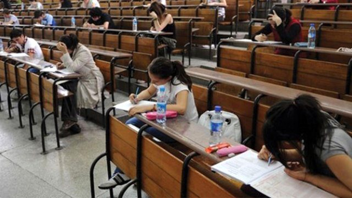 KPSS\'deki Usulsüzlükten 7 Bin 500 Kişiye Yurt Dışı Yasağı