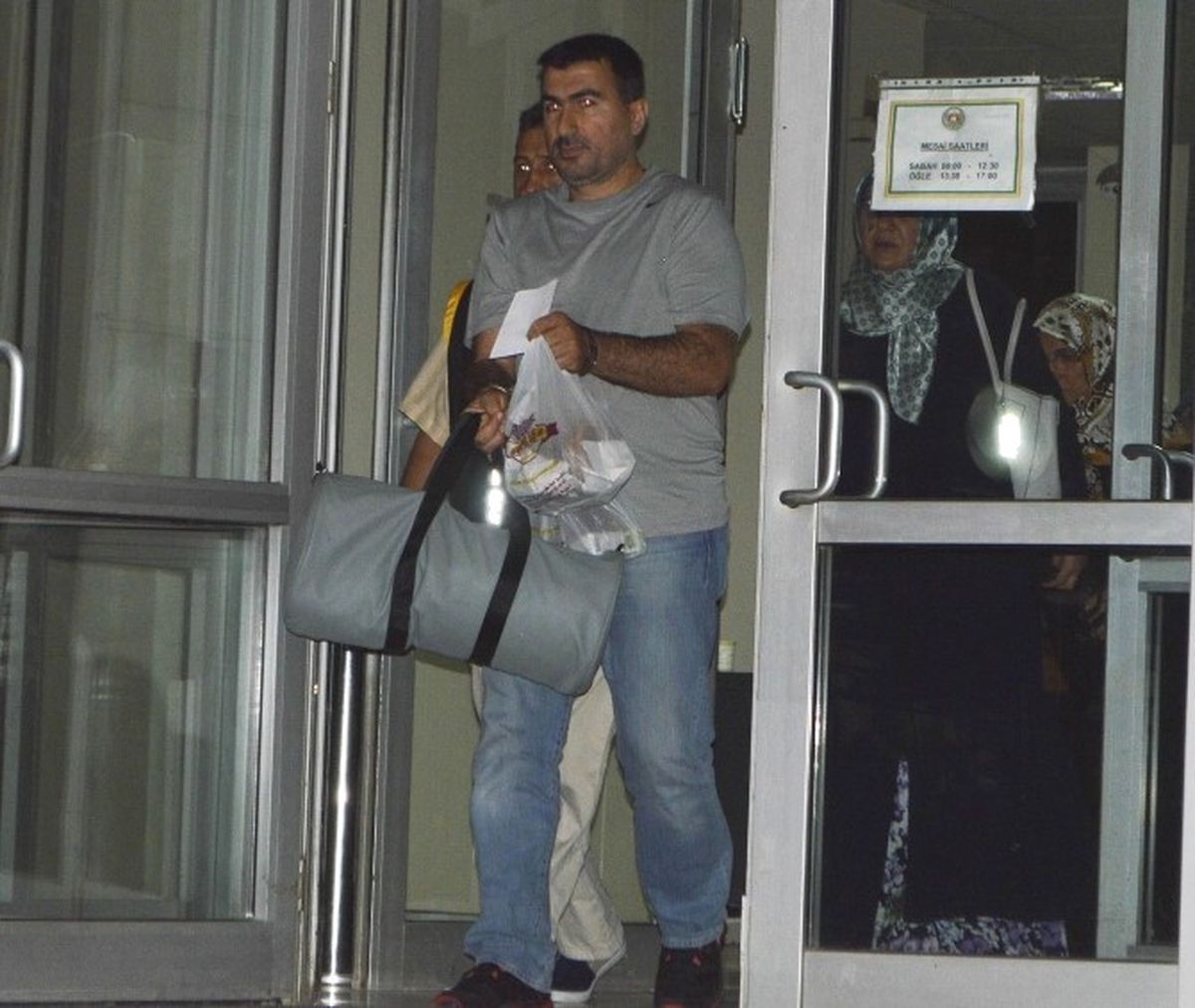 Manisa\'da 6 İş Adamı Tutuklandı