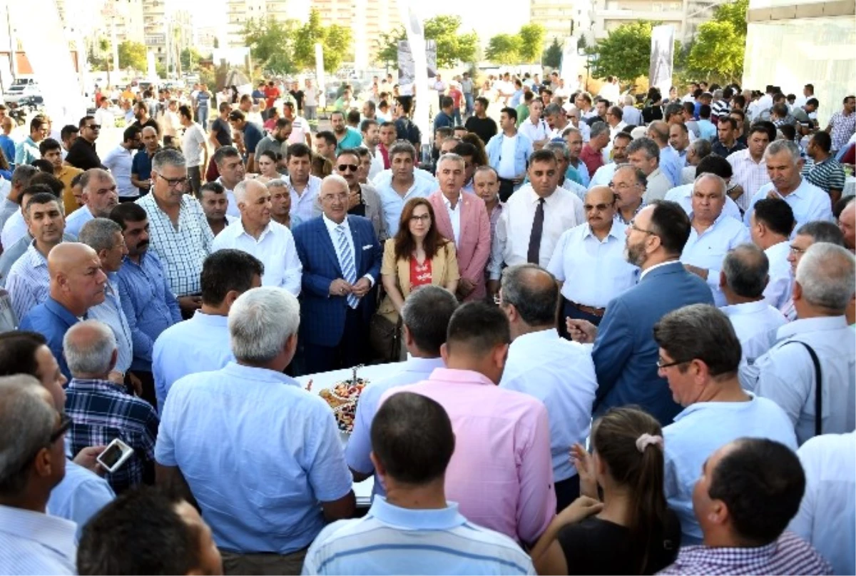 Mersin\'de \'Demokrasi Kavşağı Bat-Çık Projesi\'nin Temeli Atıldı