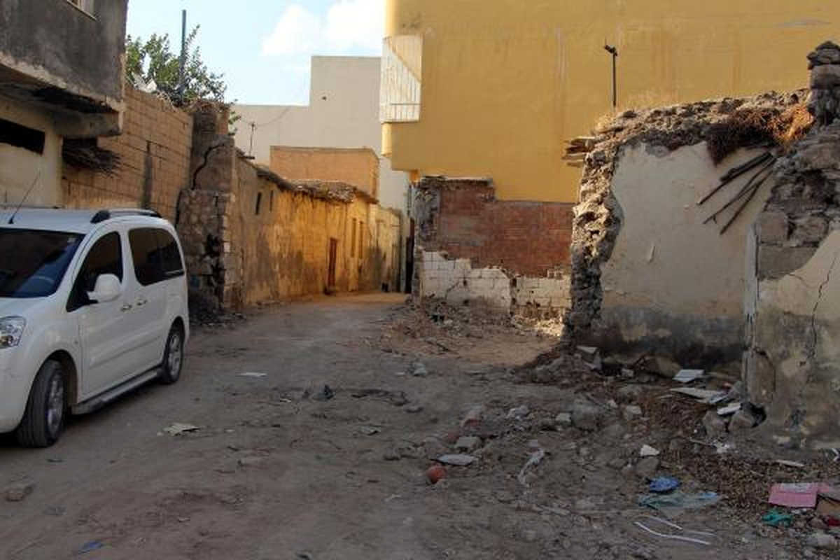 Nusaybin\'de Çocukların Bulduğu Cisim Patladı: 1 Ölü, 1 Yaralı (2)