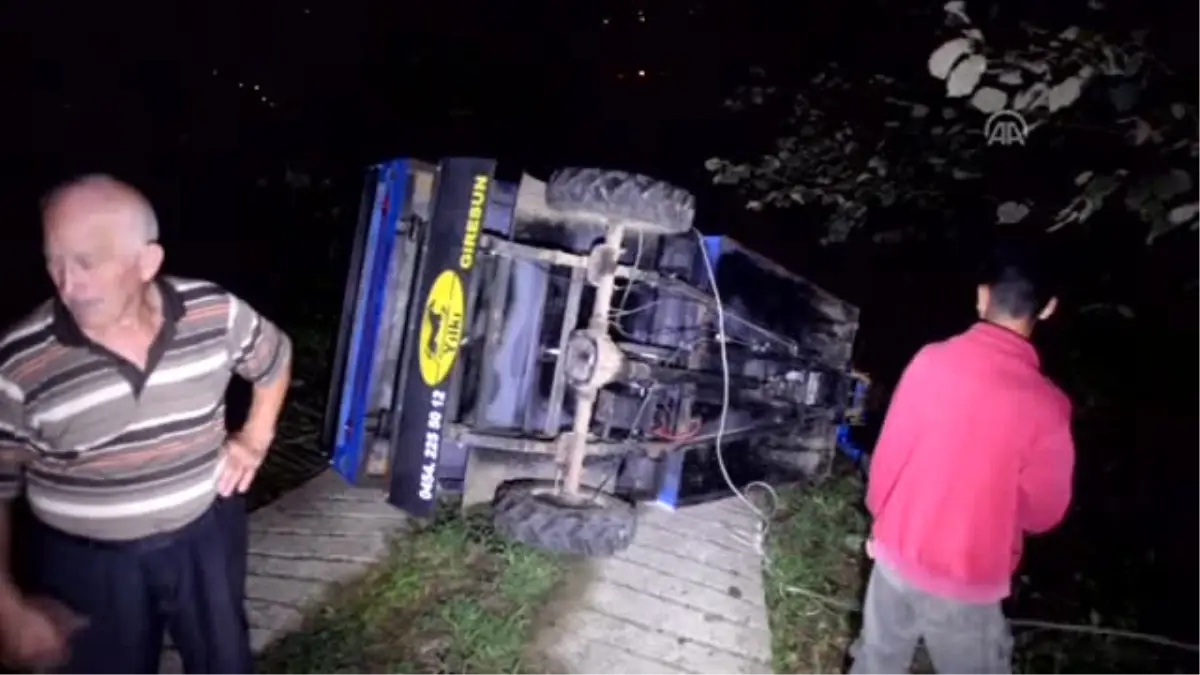 Tarım Aracı Devrildi: 5 Yaralı