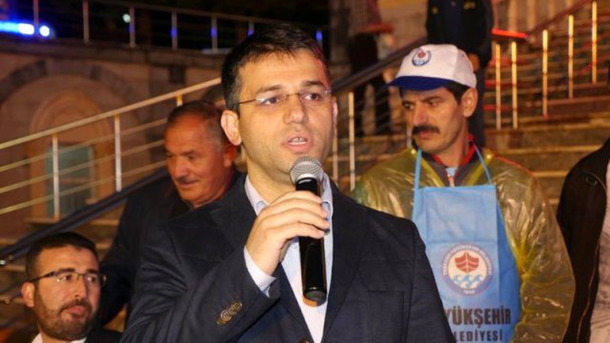 Trabzon\'da Düzköy Kaymakamı Tutuklandı