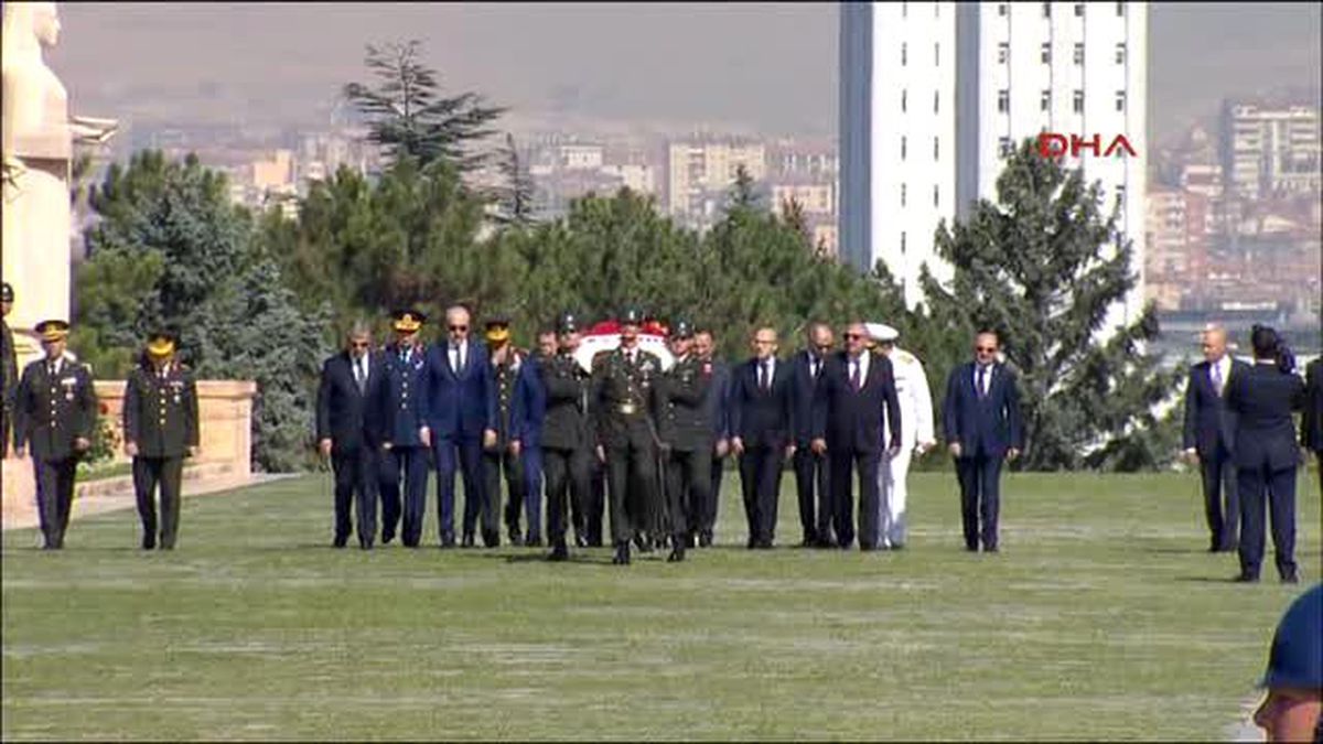 Yaş Üyeleri Anıtkabir\'de
