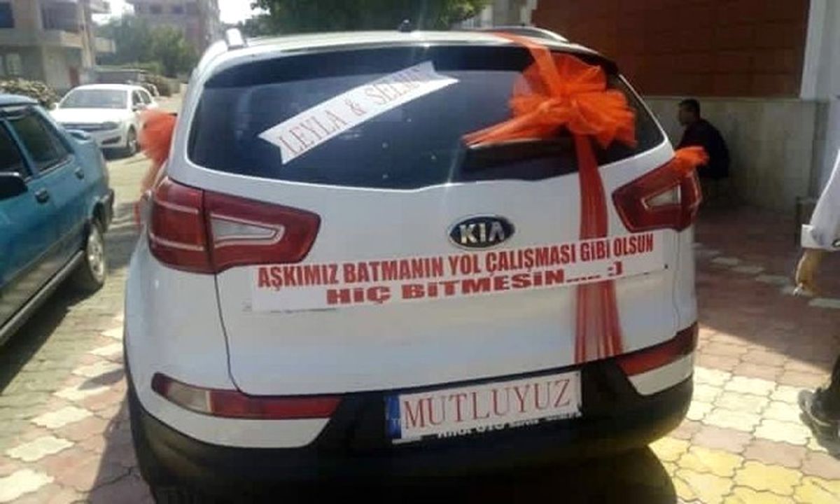 Yeni Evlenen Çiftten Güldüren Tepki