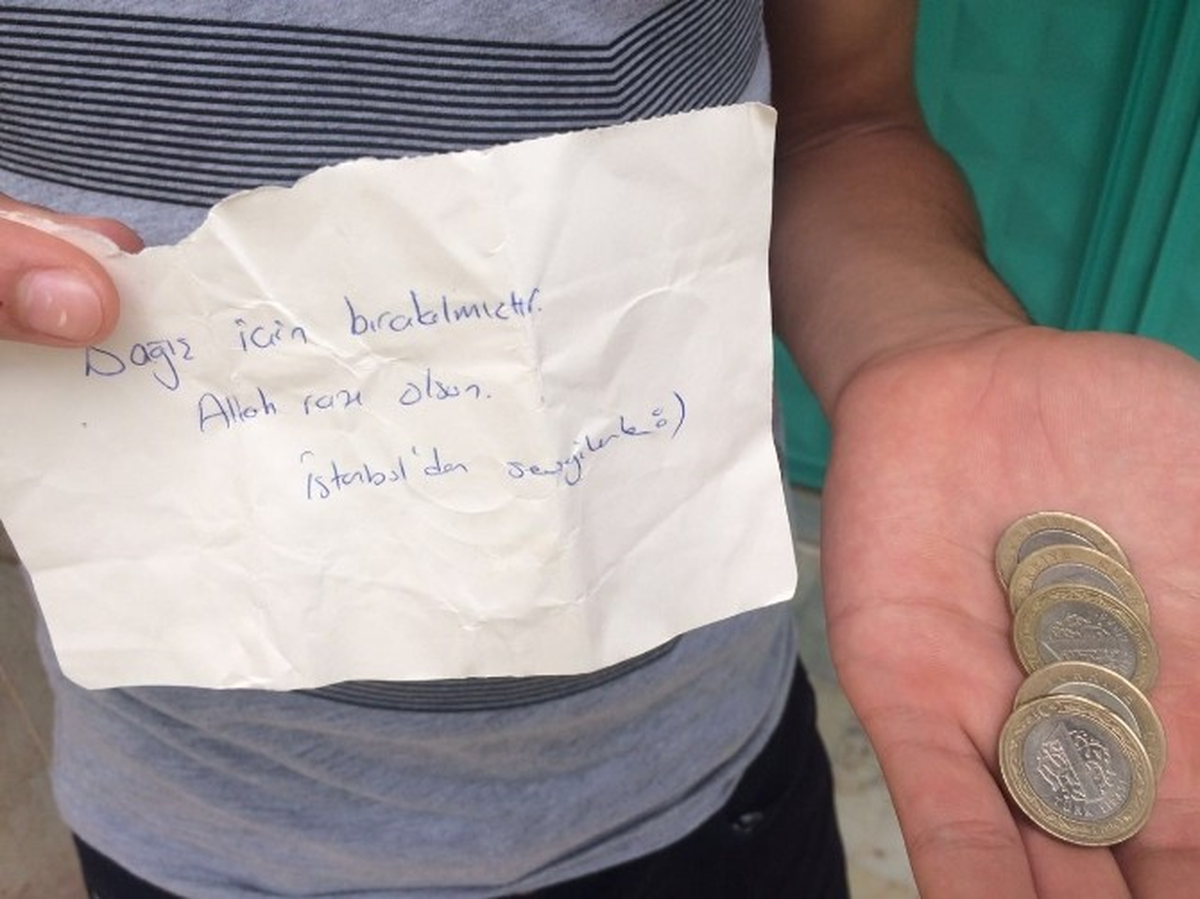 Acelle Yaylası\'nda Namaz Kılan Vatandaşın Bıraktığı Not Duygulandırdı