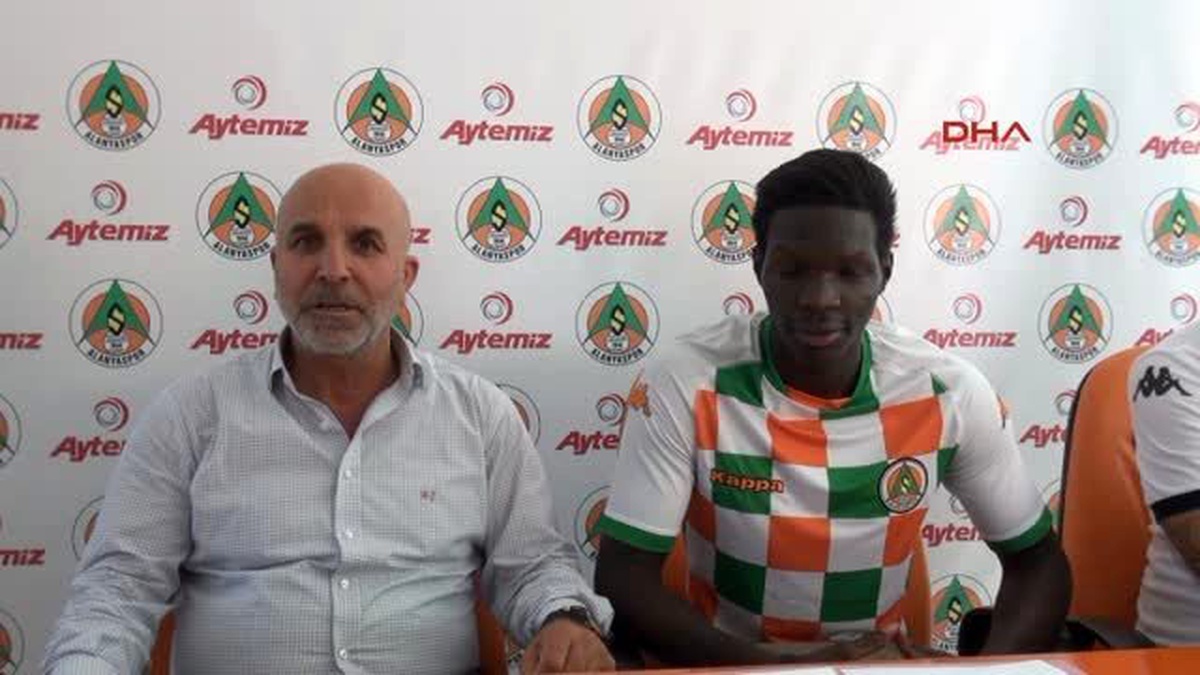 Aytemiz Alanyaspor N\'sakala\'yı Transfer Etti