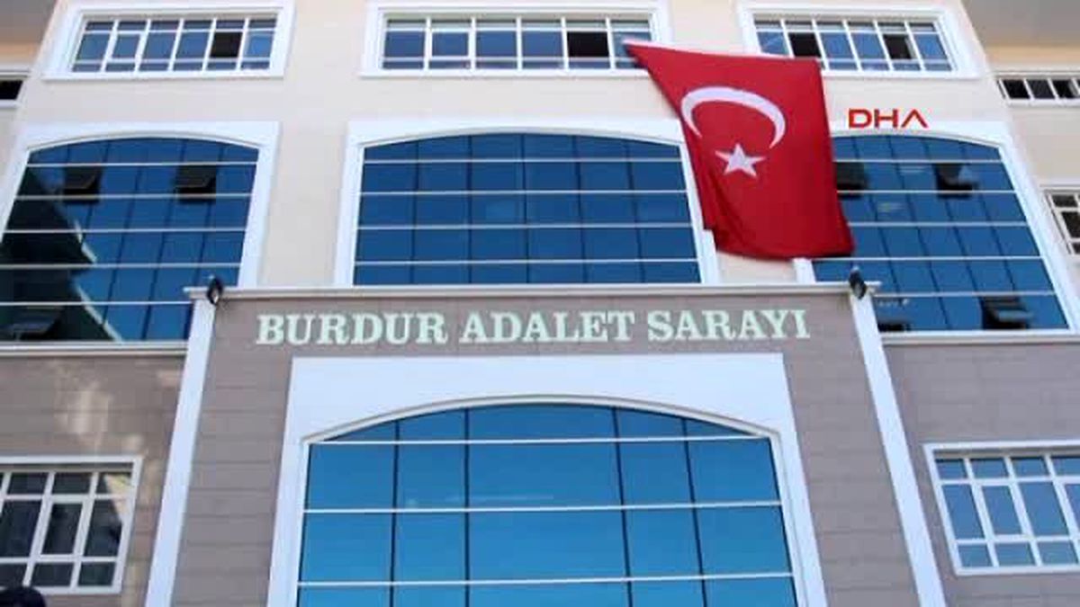 Burdur\'da Fetö\'den 26 Polis, 1 Uzman Çavuş Tutuklandı
