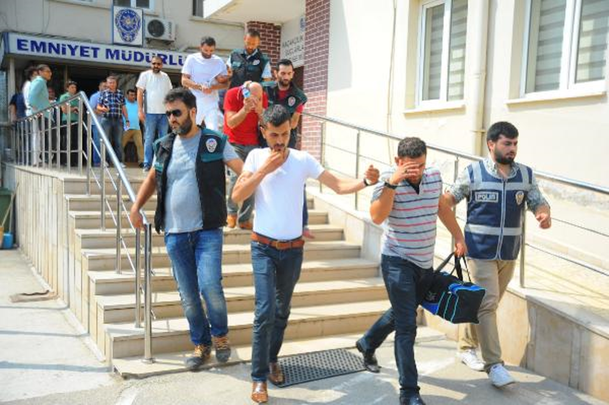 Bursa\'da Uyuşturucu Operasyonu: 9 Gözaltı