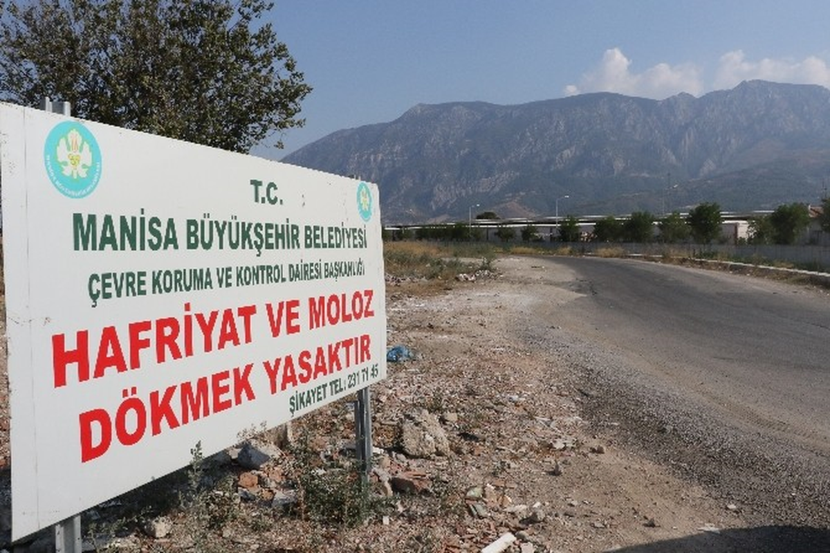 Büyükşehir Kaçak Moloza Göz Yummuyor