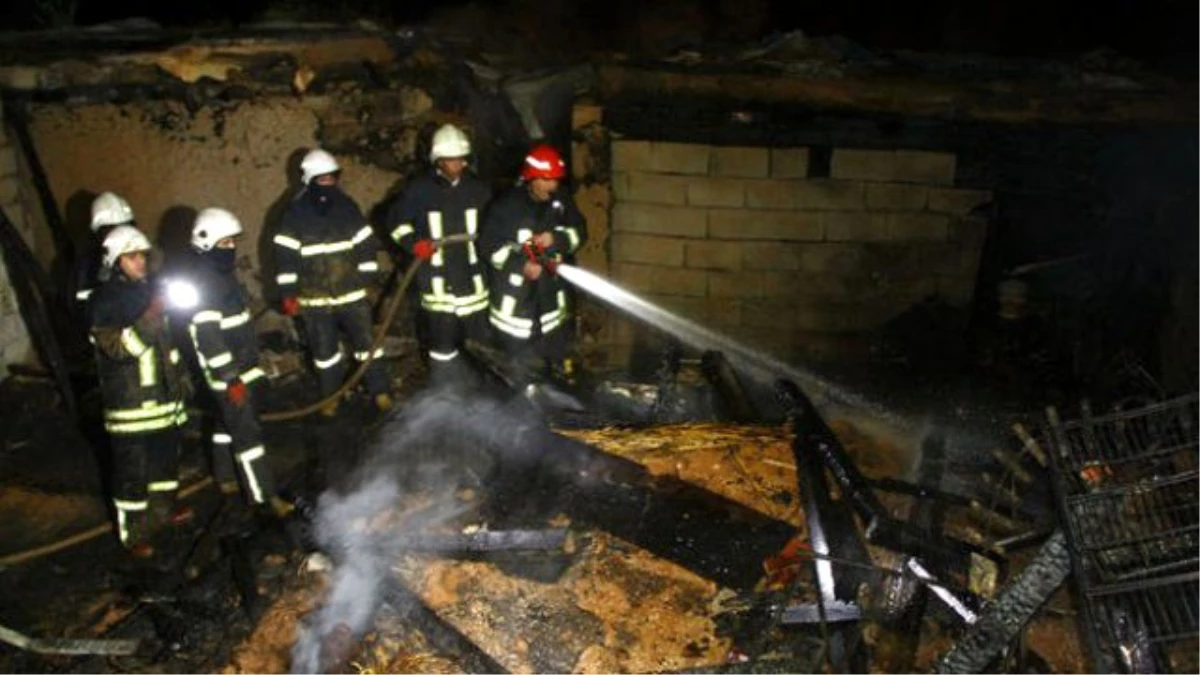 Gaziantep\'te Sanayi Sitesinde Yangın