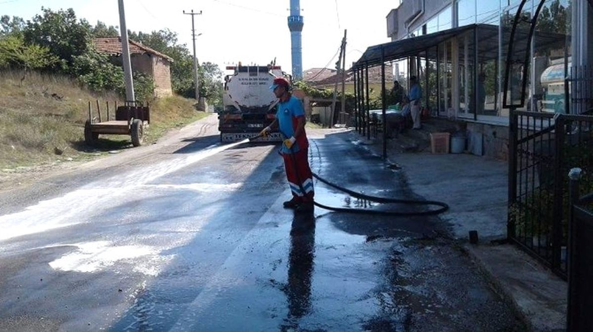 Gebze\'de Temizleme Çalışmaları Devam Ediyor