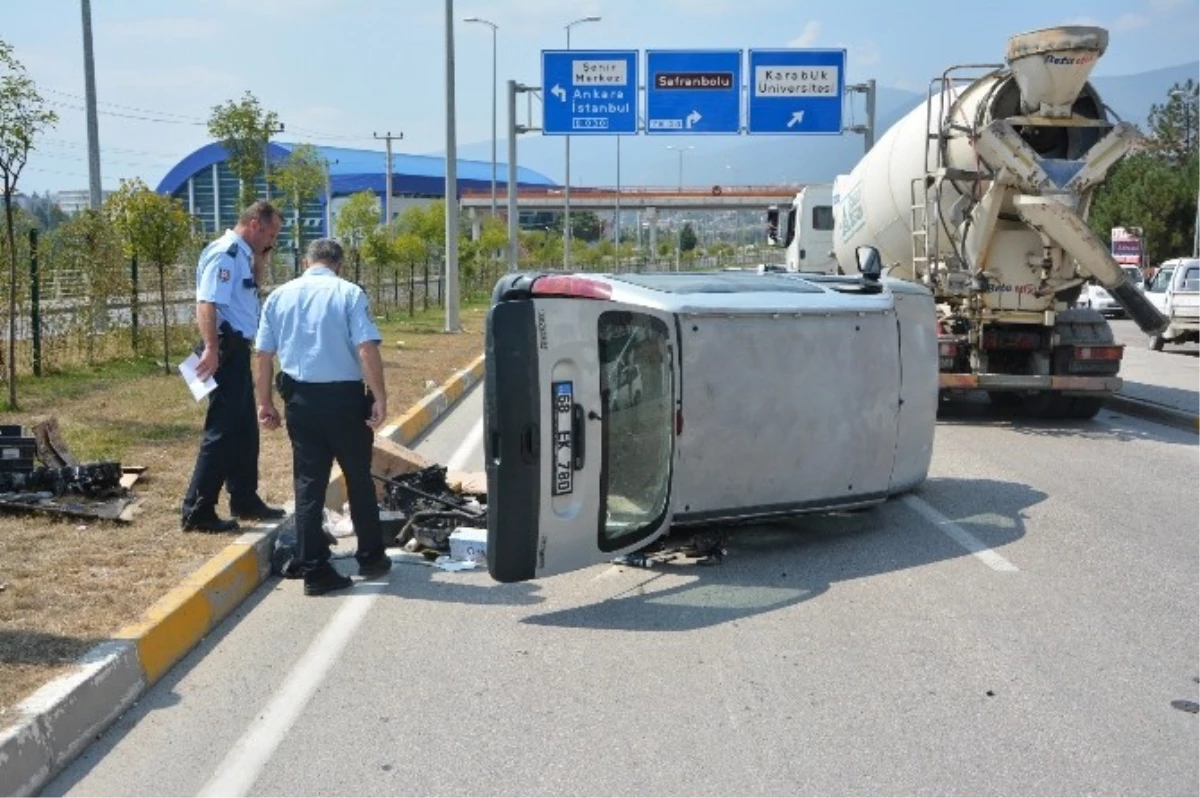 Karabük\'te Trafik Kazası: 1 Yaralı