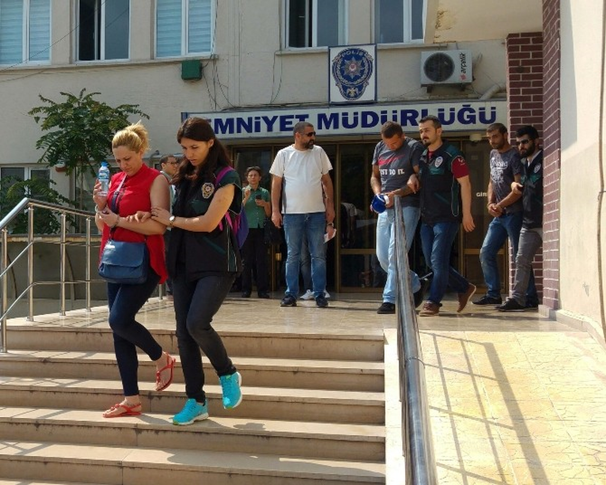 Kuaför Dükkanına Uyuşturucu Operasyonu