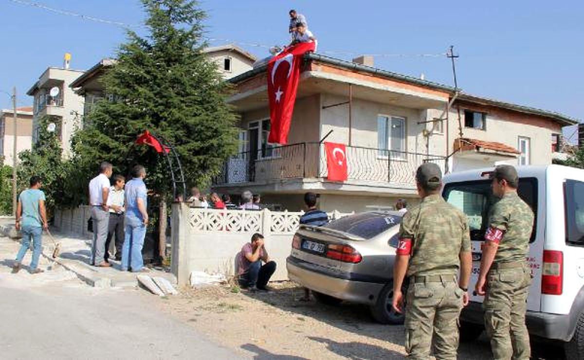 Şehit Annesi: Söyleyin Bana Kasım Mı, Kerim mi (2)
