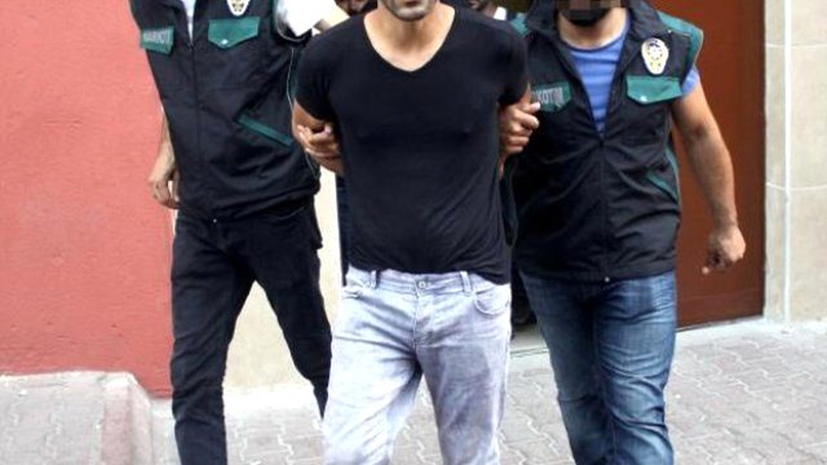 Sokakta Uyuşturucu Satanlara Operasyon: 3 Gözaltı (2)