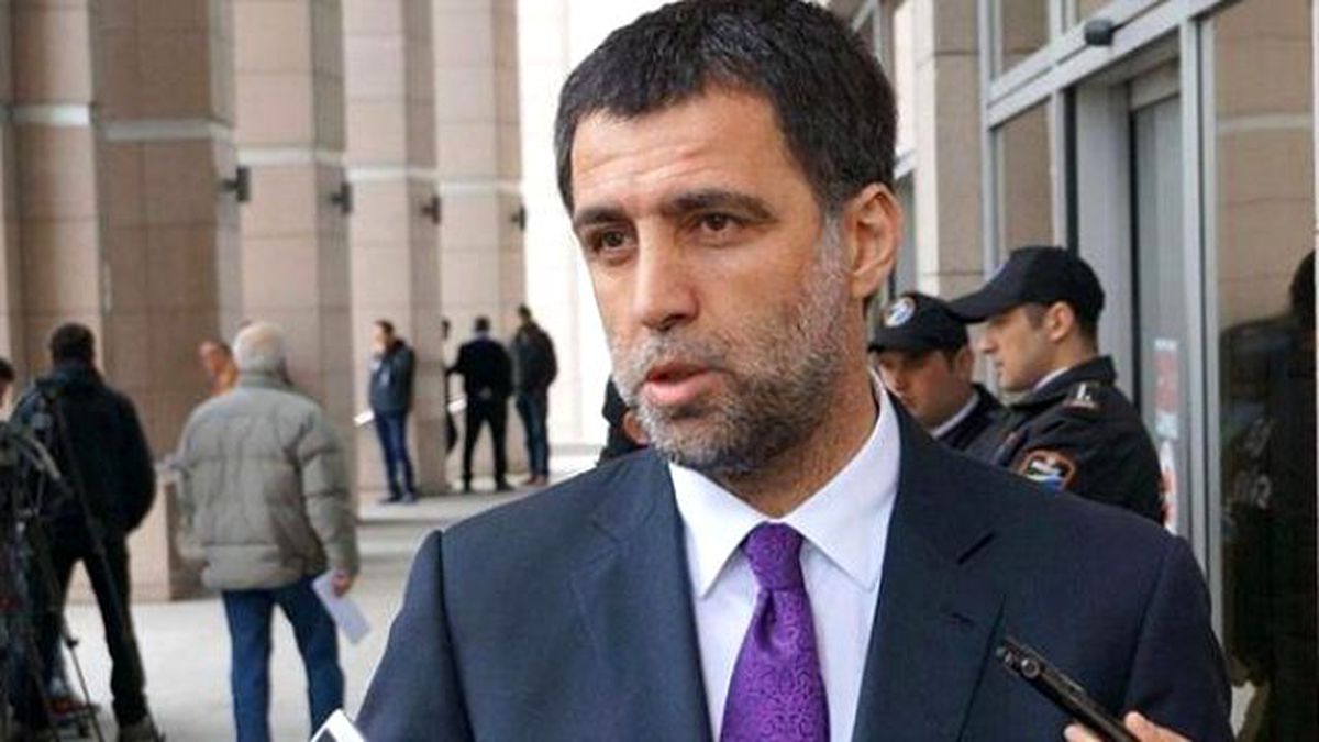 Tff\'de Hakan Şükür\'ün İzleri Silindi