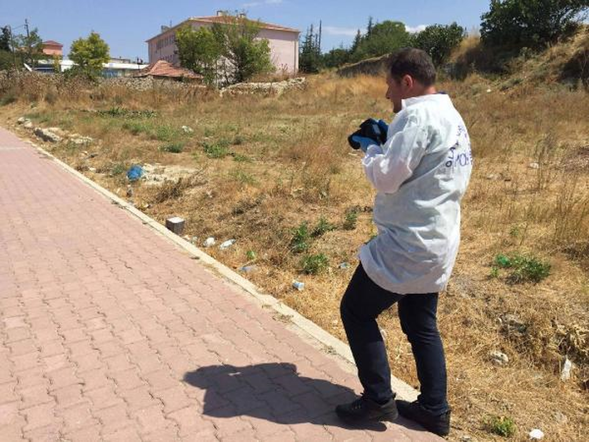 Yol Kenarına Atılmış Fethullah Gülen Kitapları Bulundu