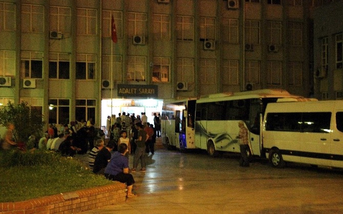Aydın\'da 368 Kişi Tutuklandı, 1038 Personel Görevden Uzaklaştırıldı