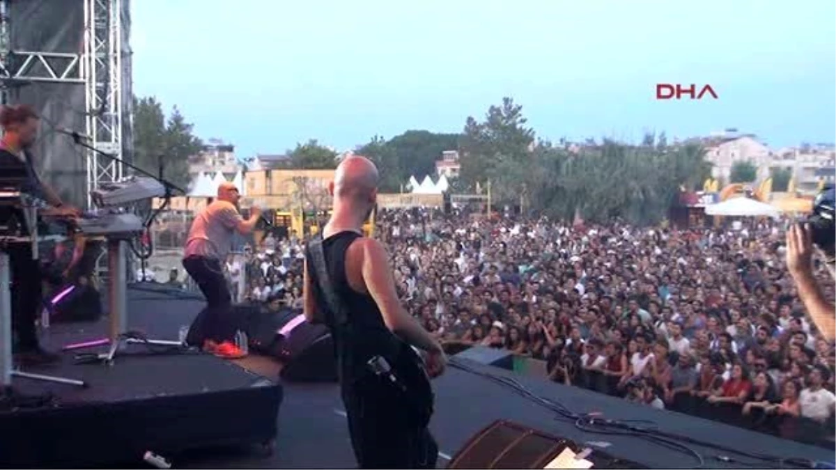 Balıkesir Zeytinli Rock Festivali Başladı