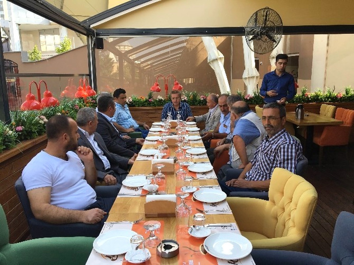 Başkan Çetin Taksi Esnafı ile Bir Araya Geldi