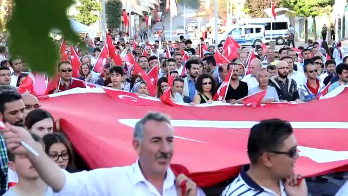 Teröre Lanet Huzura Davet Mitingi"