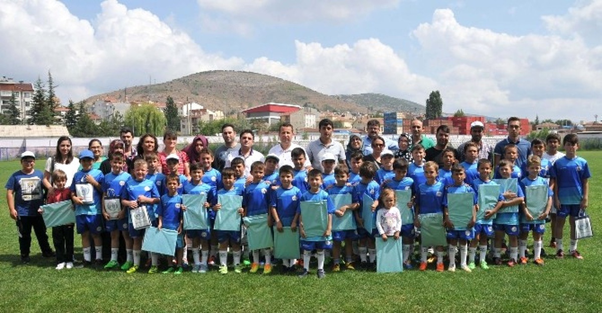 Bozüyük Belediyesi Yaz Spor Okulları Sona Eriyor