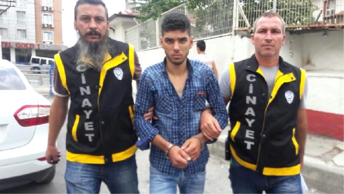 Bursa\'da 4 Kişiyi Bıçaklayan Suriyeli Şüpheli Yakalandı