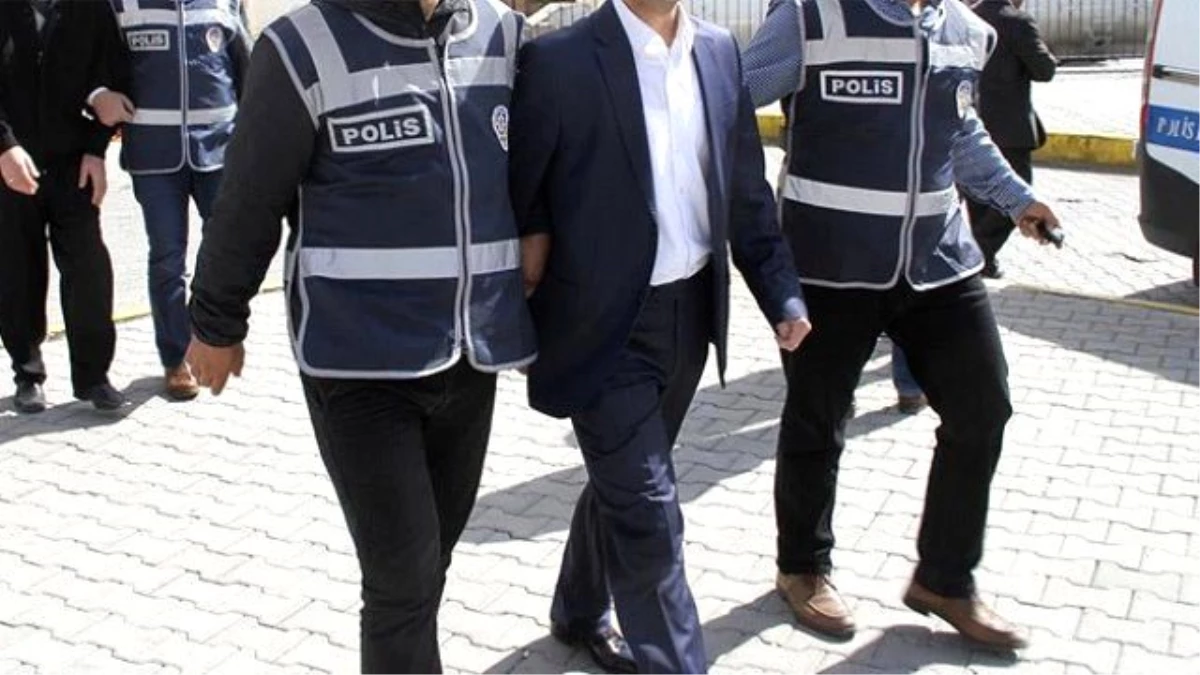 İzmir\'de Fetö/pdy Soruşturması