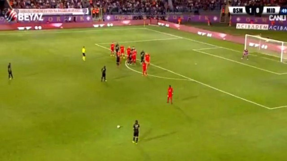 Osmanlısporlu Pinto, Midtjylland Ağlarına Muazzam Bir Gol Yolladı