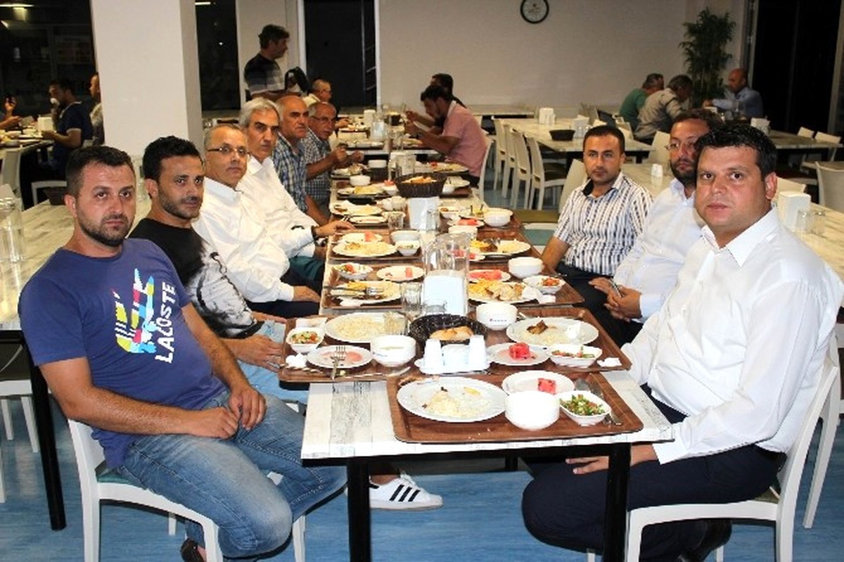 Salihli Kocaçeşmespor\'dan Birlik ve Beraberlik Yemeği