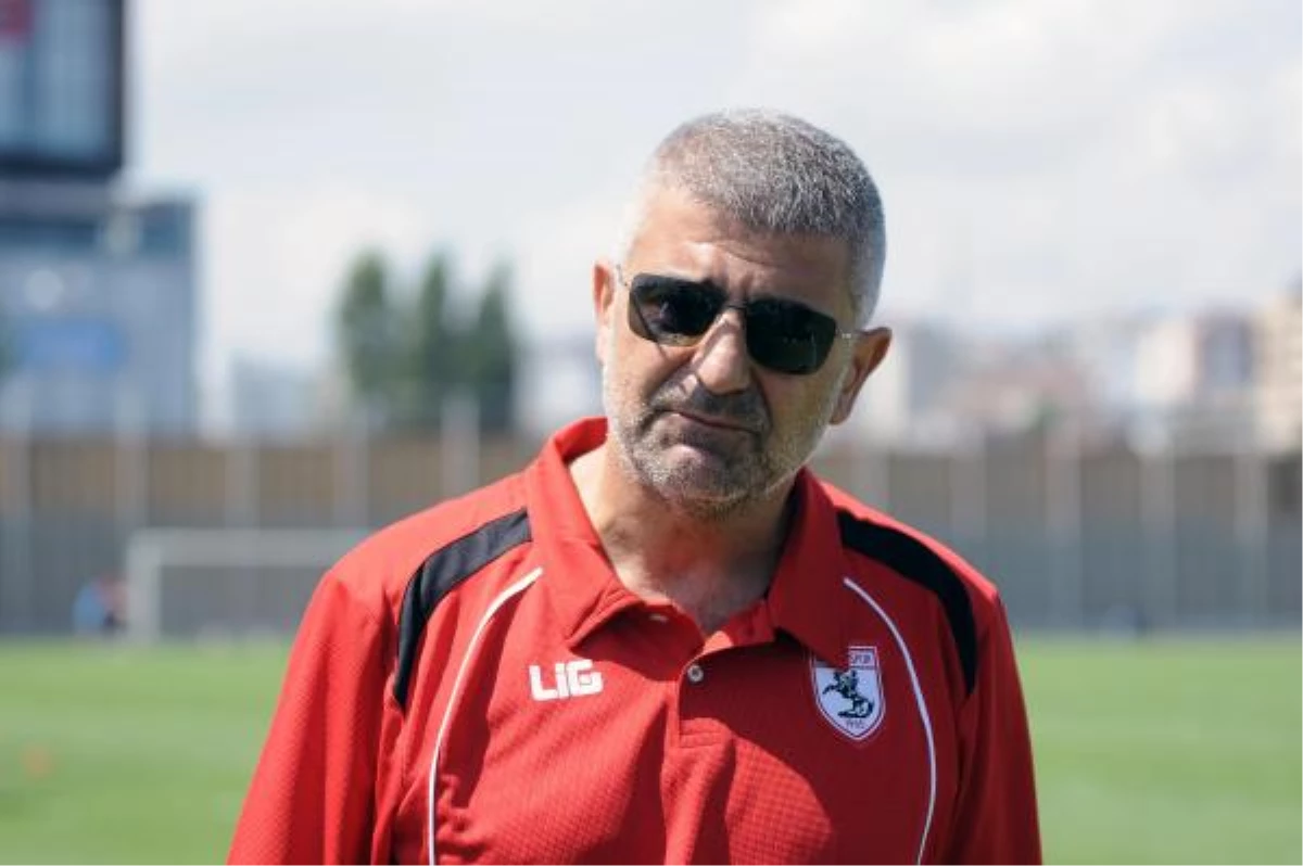 Samsunspor Sportif Direktörü Zeren: Bizim İçin İçeride ve Dışarda Alınacak Her Puan Önemli