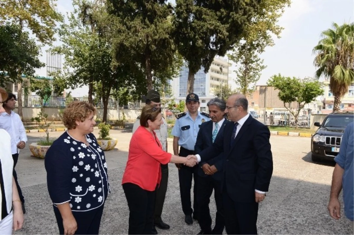 Vali Demirtaş\'tan Yüreğir Ziyaretleri