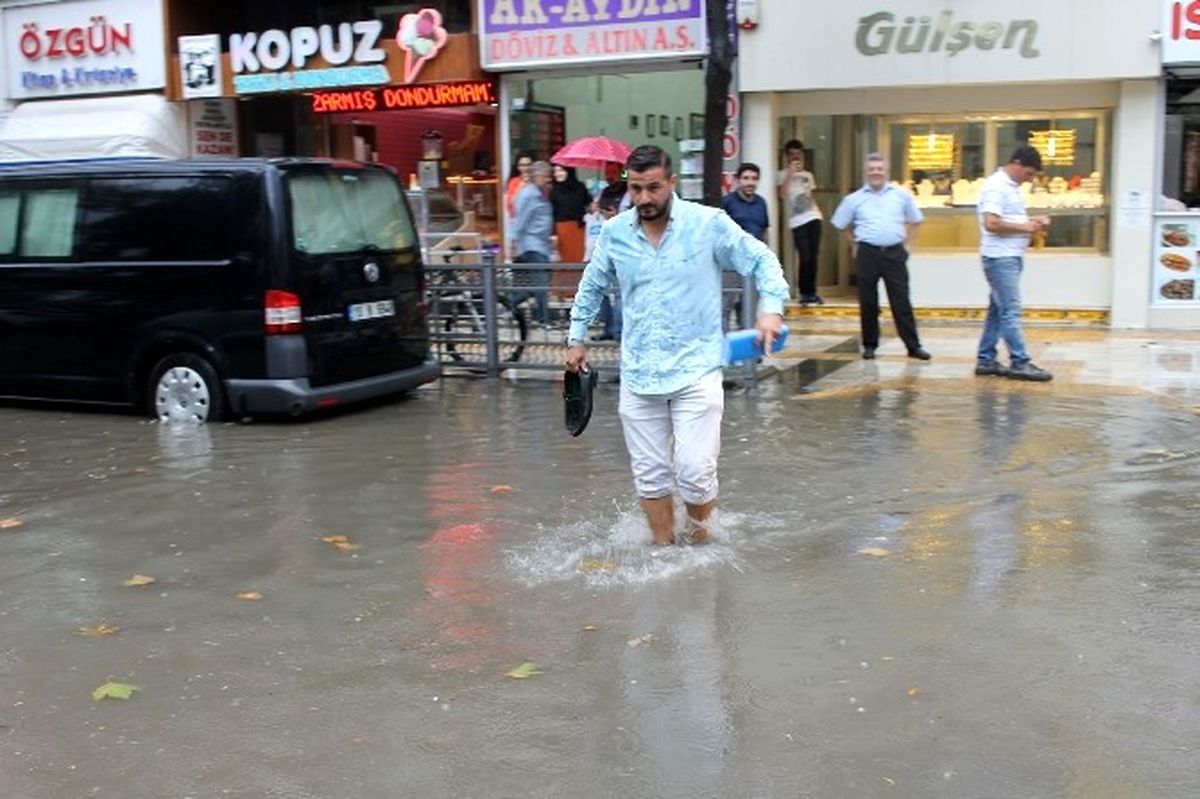 Yalova Venedik\'e Döndü