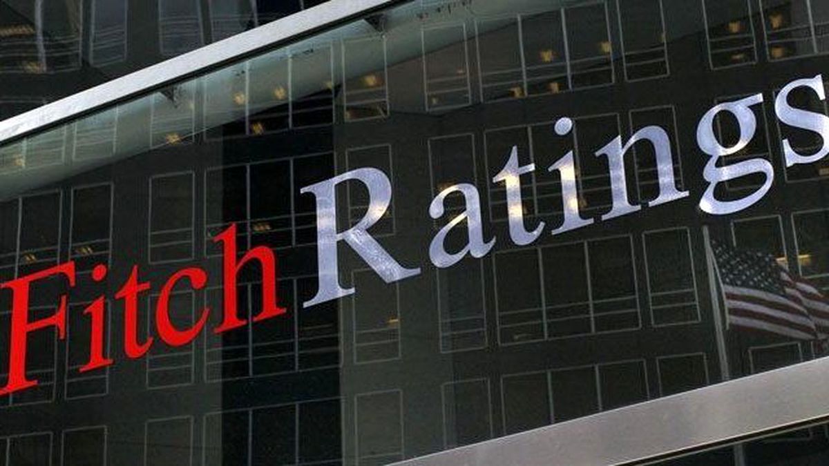 Fitch 15 Türk Bankasının Kredi Notlarını Düşürdü
