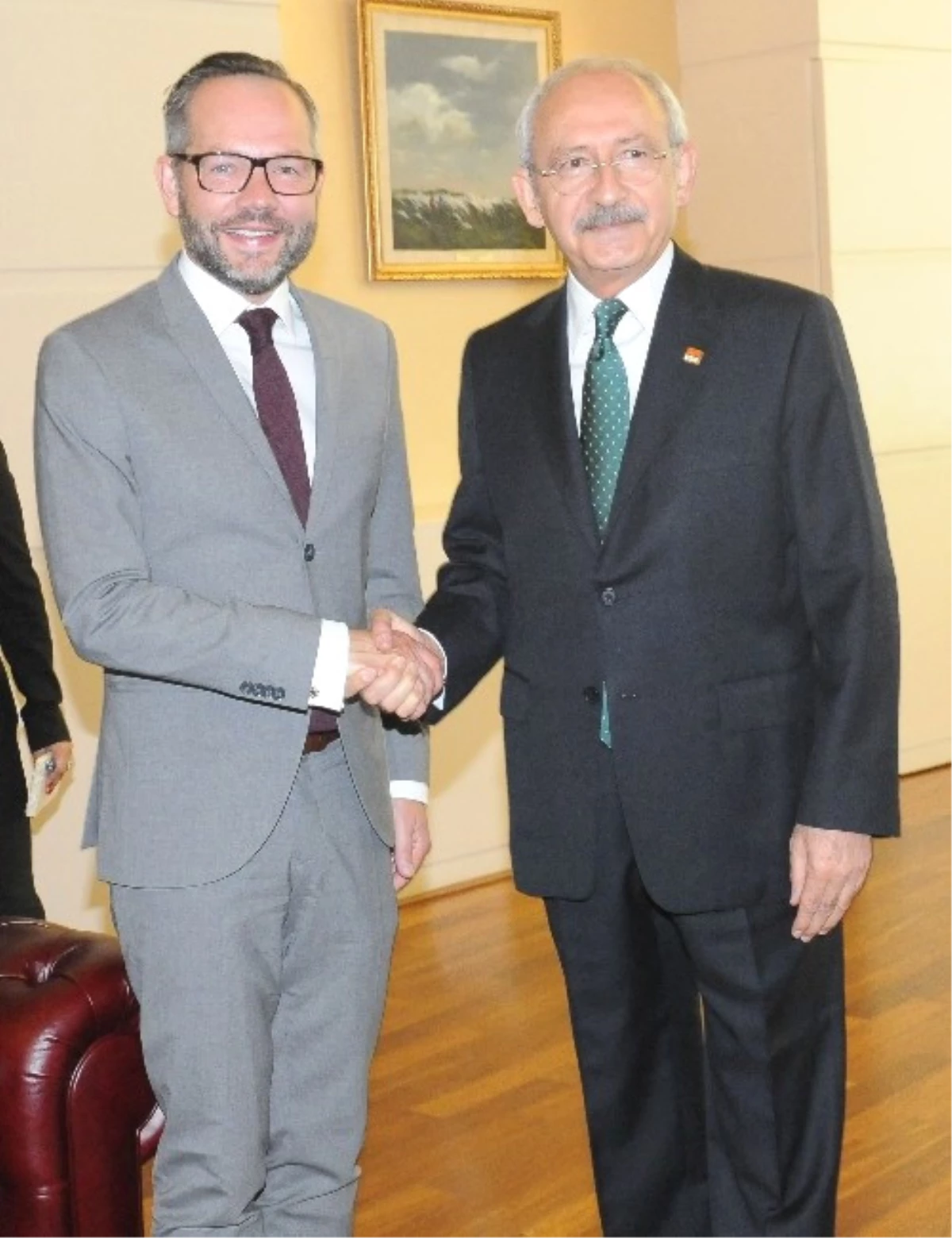 Alman Devlet Bakanı\'ndan, CHP Lideri Kemal Kılıçdaroğlu\'na Ziyaret