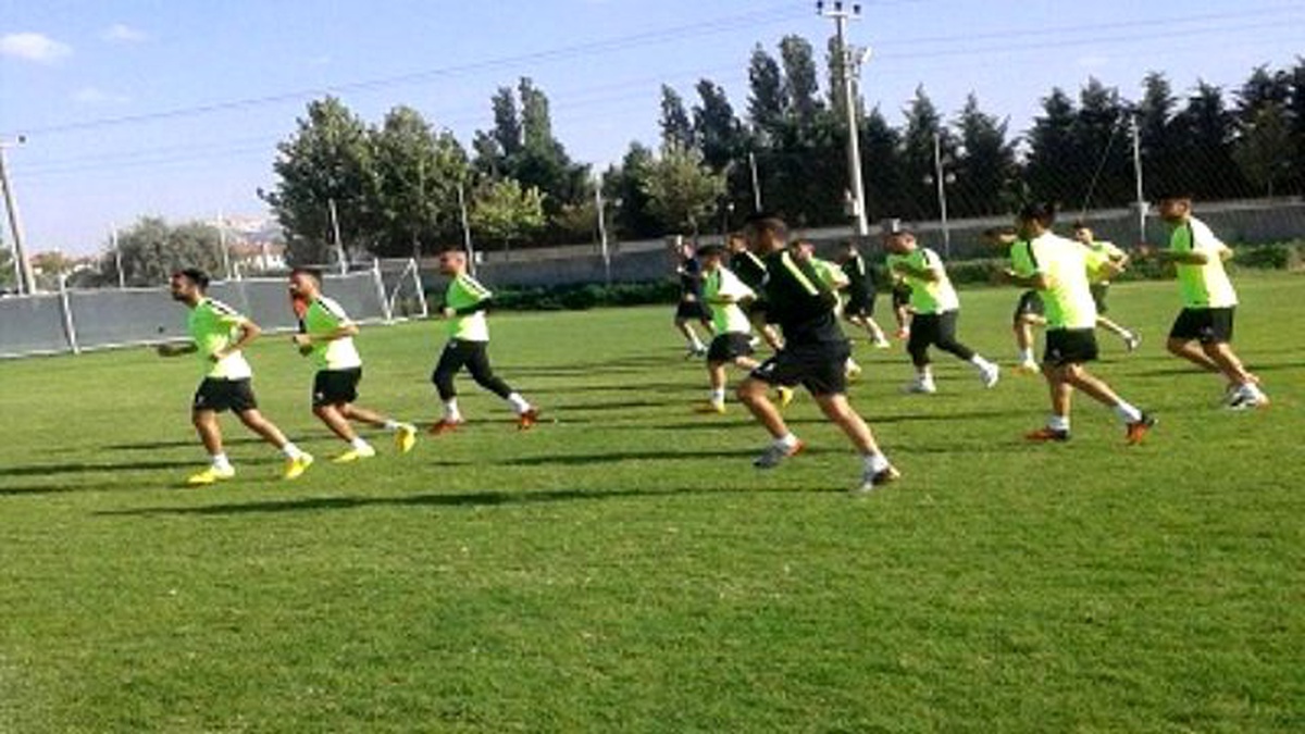 Bağlar Belediyespor Nevşehir\'de Kampa Girdi