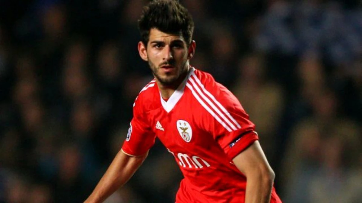 Benfica\'da Nelson Oliveira Kulüple Olan Sözleşmesini Feshetti