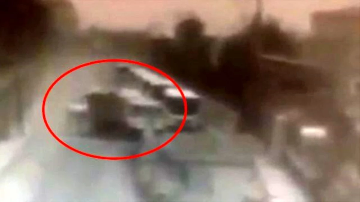 Cizre'de Kullanılan Patlayıcı Yüklü Kamyon Kamerada!