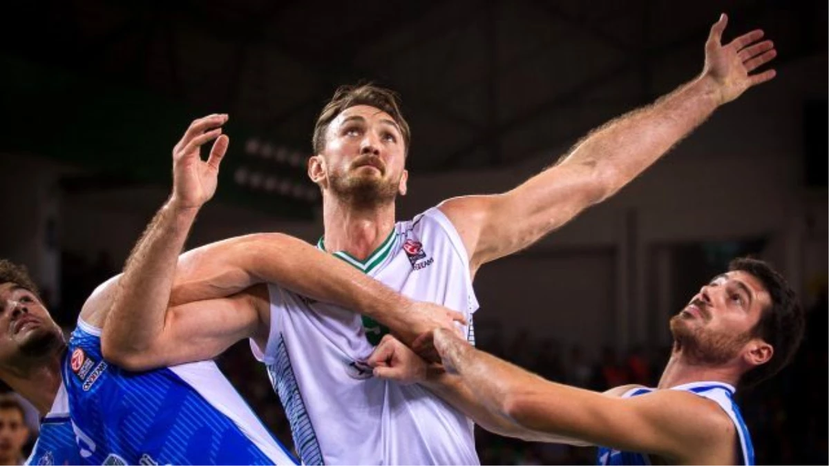 Darüşşafaka Doğuş Basketbol Takımı Semih Erden ile Sözleşme Yeniledi