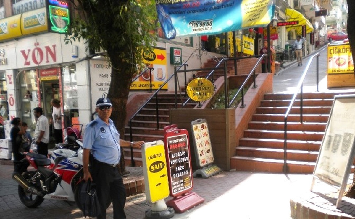 İzmit Zabıtası Denetimlerine Hız Verdi