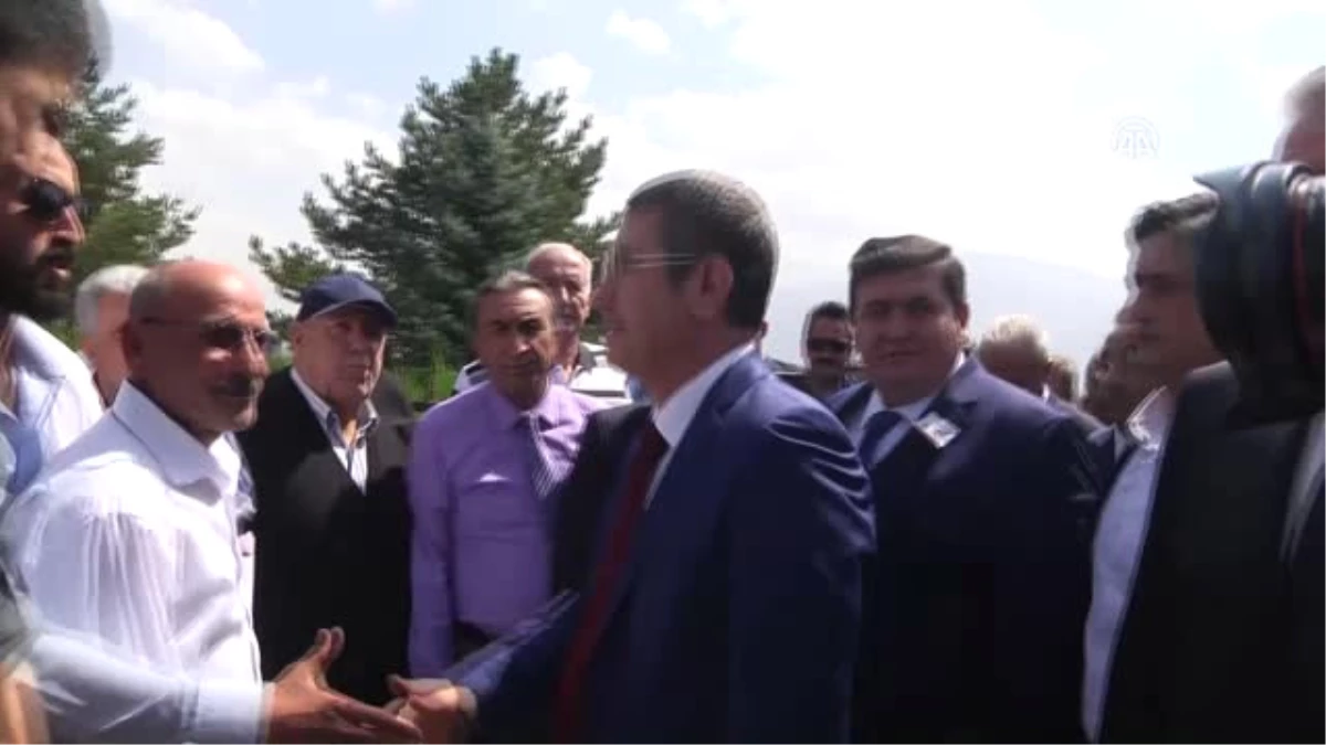 Kılıçdaroğlu ve Canikli\'den Şehit Er Fatih Çaybaşı\'nın Ailesine Taziye Ziyareti