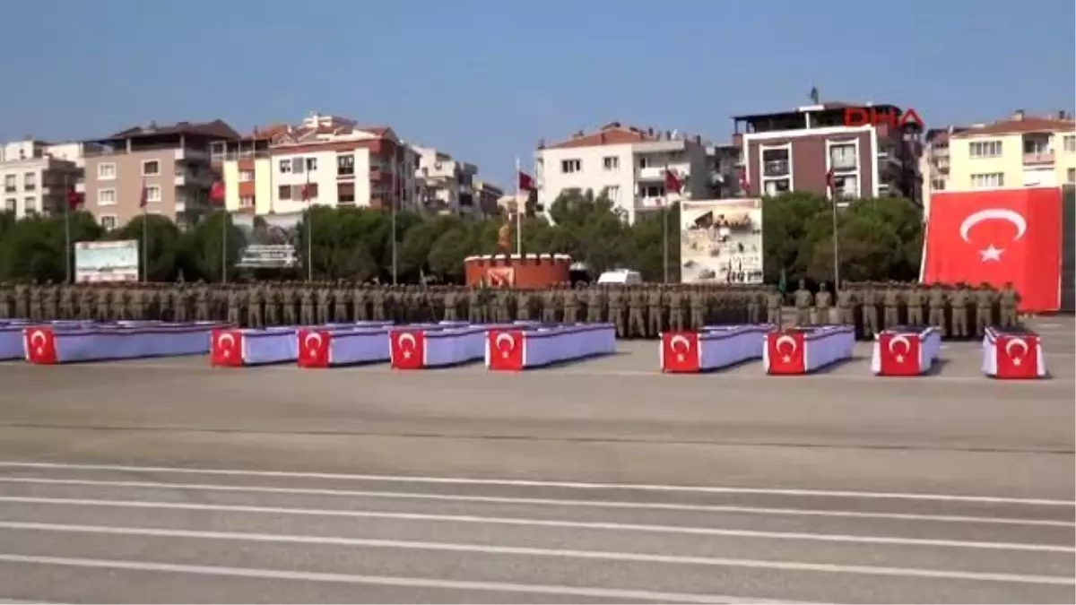 Manisa\'da Askerler Yemin Etti