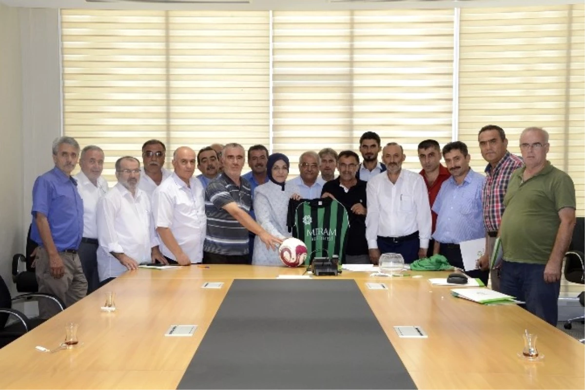Meram\'da Ömer Halisdemir Futbol Turnuvası Başlıyor