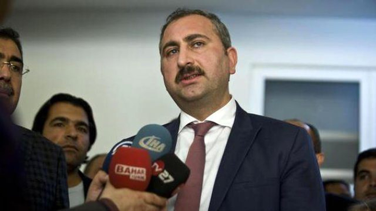 AK Parti Genel Sekreteri Abdulhamit Gül\'den CHP\'ye Geçmiş Olsun Ziyareti